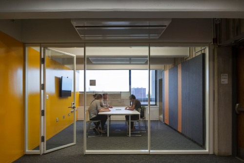 Photo of learning commons room